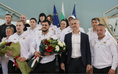 Карлос Насар с шампионско посрещане в България! Обясни липсата на рекорди и даде силна заявка за Световното!