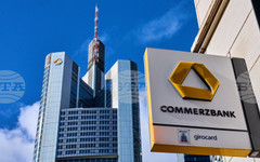 Германия е търсила потенциални инвеститори за защита на "Комерцбанк" от оферта на "УниКредит", предаде Блумбърг
