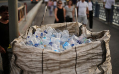 Заради войната в Близкия изток: Увеличават се цените на пластмасовите опаковки