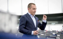 Джамбазки: Премахването на единното гласуване в ЕС ще наруши правата на България