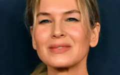 Актрисата Рене Зелуегър празнува 57