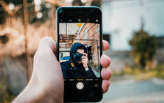 Новият iPhone 18 прави няколко малки крачки назад, за да намали цената