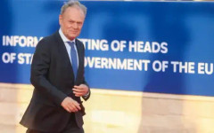 Норвежки професор порица Туск, който се пошегува с Русия