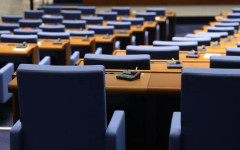 Новите депутатски места: Около 24% от народните представители ще бъдат жени