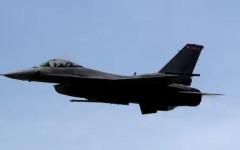 САЩ убедиха Великобритания да не протестира срещу сделката с F-16