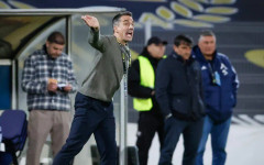 Веласкес залага на "само" двама централни защитници срещу ЦСКА