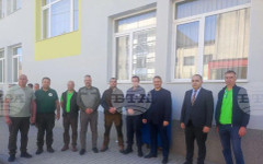 Общо 24 души са под постоянно медицинско наблюдение и се лекуват превантивно с антибиотици заради случая с антракс, съобщи Иван Христанов