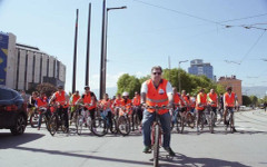 Велопоход променя движението в част от центъра на София