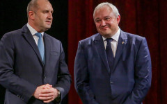 Радев няма да кани други във властта, Кандев може да остане главен секретар на МВР