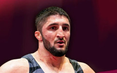 Аварския танк Садулаев прегази всички и днес излиза за злато на ЕВРО 2026 по борба в Тирана