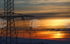 Цената на тока за бизнеса у нас утре се повишава с 3,8 на сто спрямо петъчната и спада с 11 на сто на седмична база