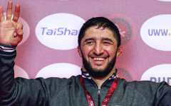 Аварския танк прегази всички за пореден връх в борбата