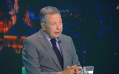 Новата власт се чуди да свали ли охраната от НСО на Борисов и Пеевски