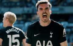 Тотнъм измъкна трите точки от Уулвс, но остава в зоната на изпадащите