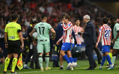 Халф на Атлетико ще пропусне и двата сблъсъка с Арсенал