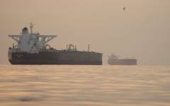 САЩ задържаха кораб, опитал се да премине през блокадата на Иран