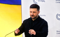 Зеленски: Киев е готов да се срещне с руски преговарящи в Азербайджан