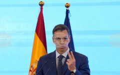 Санчес осъди атаката, извършена срещу Тръмп