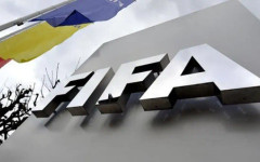 ФИФА предложи да се позволи на лигите да провеждат по един мач на сезон в чужбина