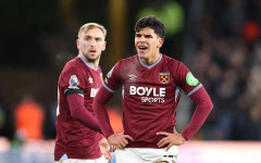 ПСЖ се прицели в халф на Уест Хем