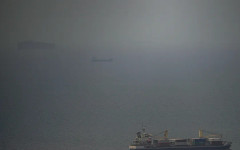 Корабоплаването в Ормузкия проток спря