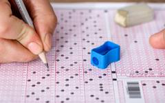 ВАС окончателно отмени ключови текстове за оценяването на матурите в 12. клас