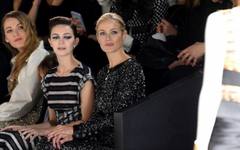 Вижте как изглежда моделът на Vogue и Sports Illustrated Каролин Мърфи на 51 г.