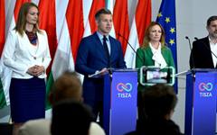 Новото правителство на Унгария отваря за пръв път досиетата на комунистическите служби