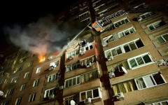 Нощ на ужас в Днепър. Руска атака уби двама, има ранени и изчезнал