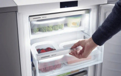 Българските компании, които правят хладилниците на Liebherr възможни