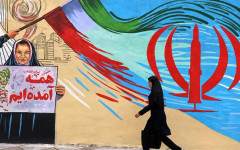 Иран не бърза да преговаря със САЩ: Каква е тактиката