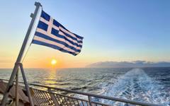 Фериботът между Кипър и Гърция започва новия сезон без промяна в цените