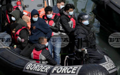 Ново тригодишно френско-британско споразумение за нередовните преминавания през Ламанша