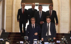 Заради Пейков: Мирчев обмисля "Да, България" да стане отделна парламентарна група. С Атанасов не си вдигат телефоните