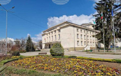 Какво е разпределението на мандатите в 18-и многомандатен изборен район – Разград