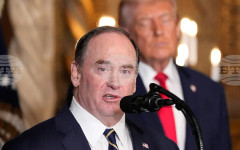 Министърът на военноморските сили на САЩ Джон Фелан напуска поста си, съобщи Пентагонът