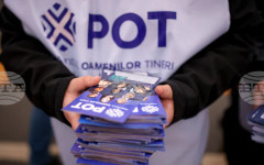 Румънската крайнодясна Партия на младите хора остава без парламентарна група, след напускането на 10 депутати