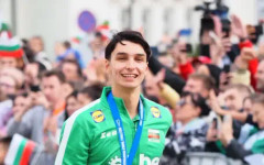 Симеон Николов се контузи при загуба на Локомотив Новосибирск срещу Зенит Санкт Петербург