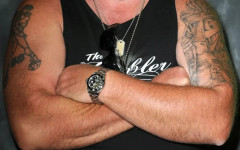 Звезда от известна телевизионна поредица открит мъртъв в дома си