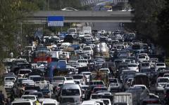 Исламабад остава блокиран в очакване на преговори между САЩ и Иран