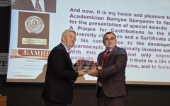 Хирургът академик Дамян Дамянов беше удостоен с почетен плакет на Медицинския университет – Плевен