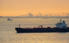 Индия и Китай влизат в битка за петрола от Русия