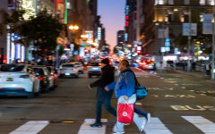 Оптимизмът на потребителите в САЩ спада до рекордно ниско ниво заради инфлацията