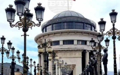 Лекари и собственици на дерматологични клиники в Северна Македония са сред 14 арестувани за контрабанда на филъри и ботокс