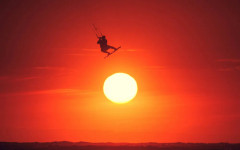 Обществена паника и пазарни сътресения: крайните проявления на феномена, наречен космически климат