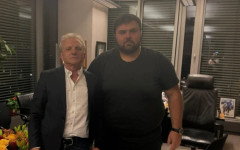 "Ябълката на раздора" в българската борба преподписа с ЦСКА, остава задълго у нас