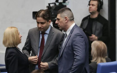 Нова буря в ПП-ДБ! Мирчев и Божанов скочиха до тавана