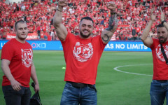 Всички "армейци" се гордят с Карлос Насар!