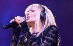 Тя е епоха! Лили Иванова празнува 87-и рожден ден