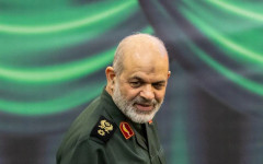 Запознайте се с Ахмад Вахиди, генералът в сянка, който реално управлява Иран — и най-голямата пречка за мира пред Тръмп